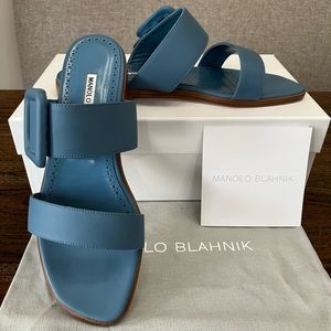 NEW Manolo Blahnik Leather Sandals 39/9
